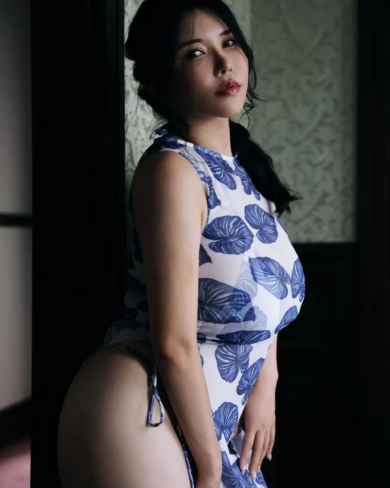 Anri Okita OnlyFans sexy. 