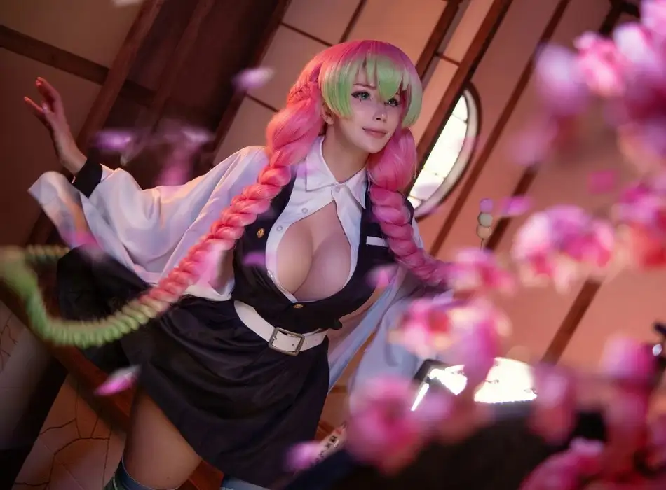 Gái xinh cosplay nhân vật anime rất tinh tế. 