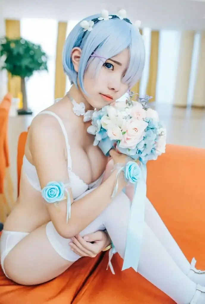 Gái xinh cosplay nhân vật anime thu hút. 