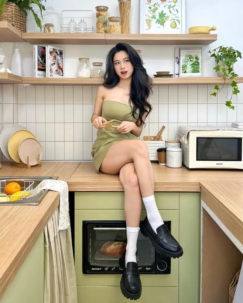 Hàn Hằng sinh năm bao nhiêu? Hot girl đình đám 