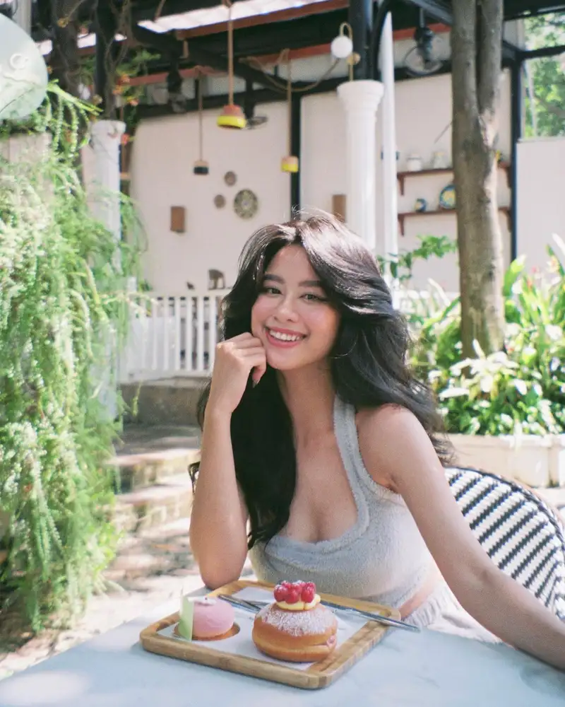 Hàn Hằng là ai? Hot girl gợi cảm trên IG 