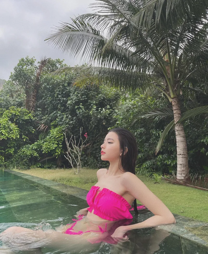 Ảnh bikini Nguyễn Ngọc Phương Vy 