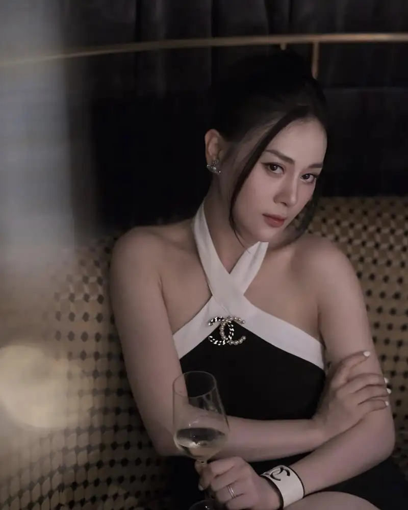 ảnh Phương Oanh sexy đầy thần thái