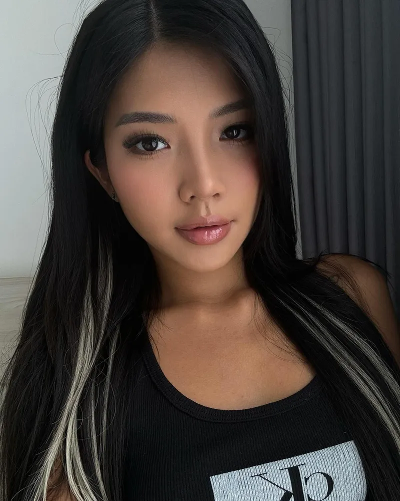 Vẻ đẹp Haley OnlyFans dịu dàng