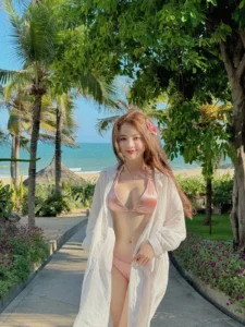 Trọn bộ ảnh Vẻ đẹp của Lan Hương FAPtv bikini làm say lòng fan