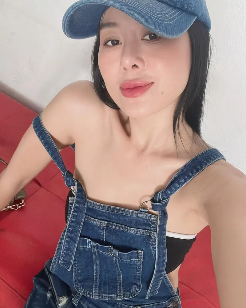 Nam Thư sexy, cuốn hút mọi ánh nhìn bằng phong cách đặc biệt