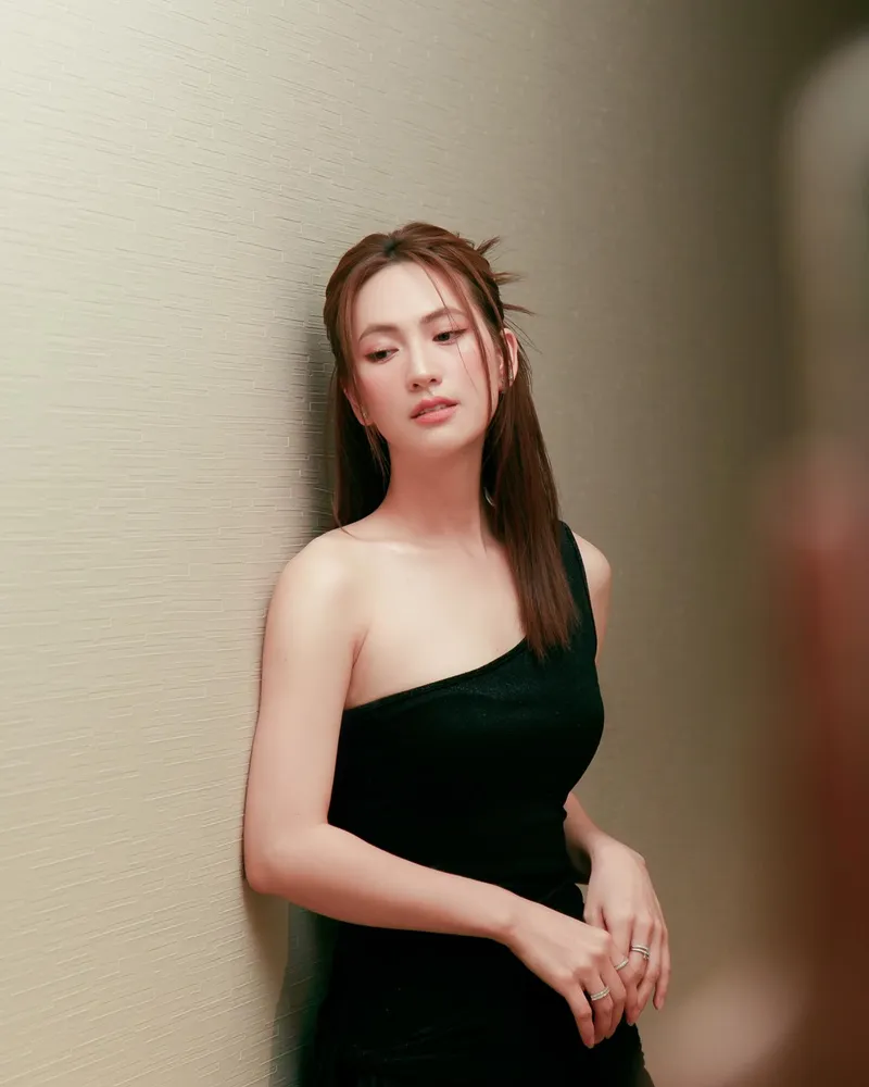 Vẻ đẹp sexy của Phương Anh Đào làm say lòng người hâm mộ