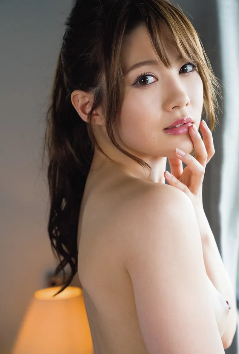 ảnh sex minami aizawa nude cuốn hút