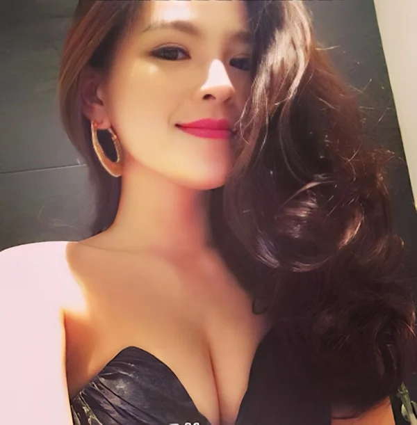 phi huyền trang nude​ mới nhất