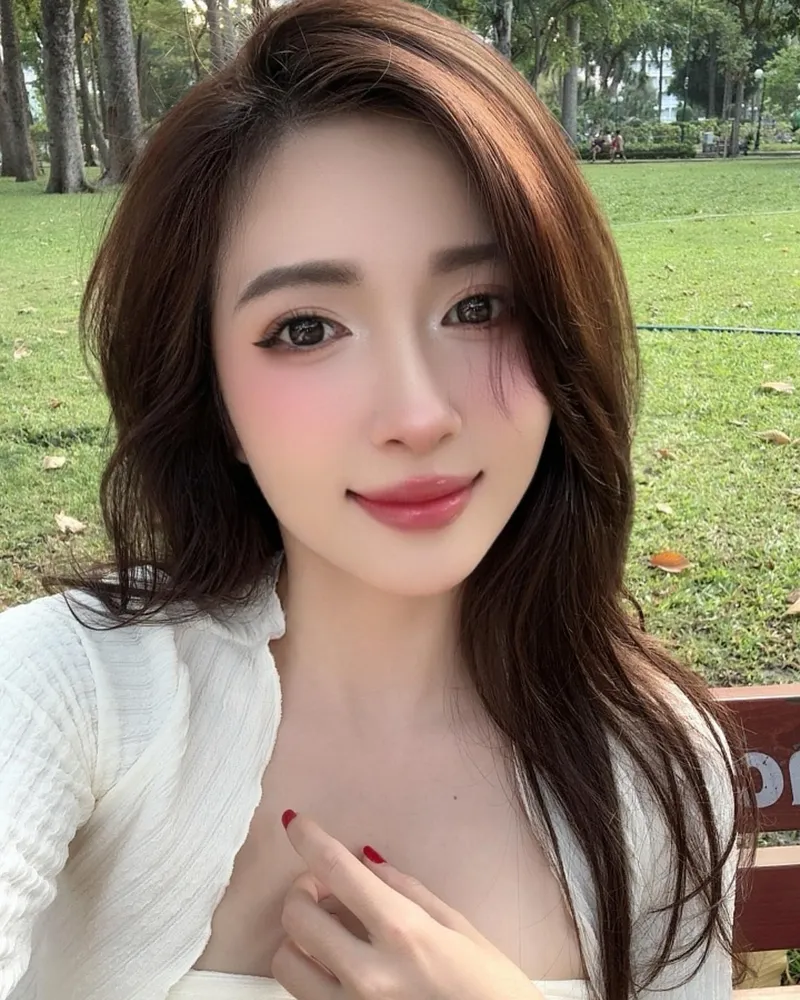 Kim Ngân FAPTV duyên dáng