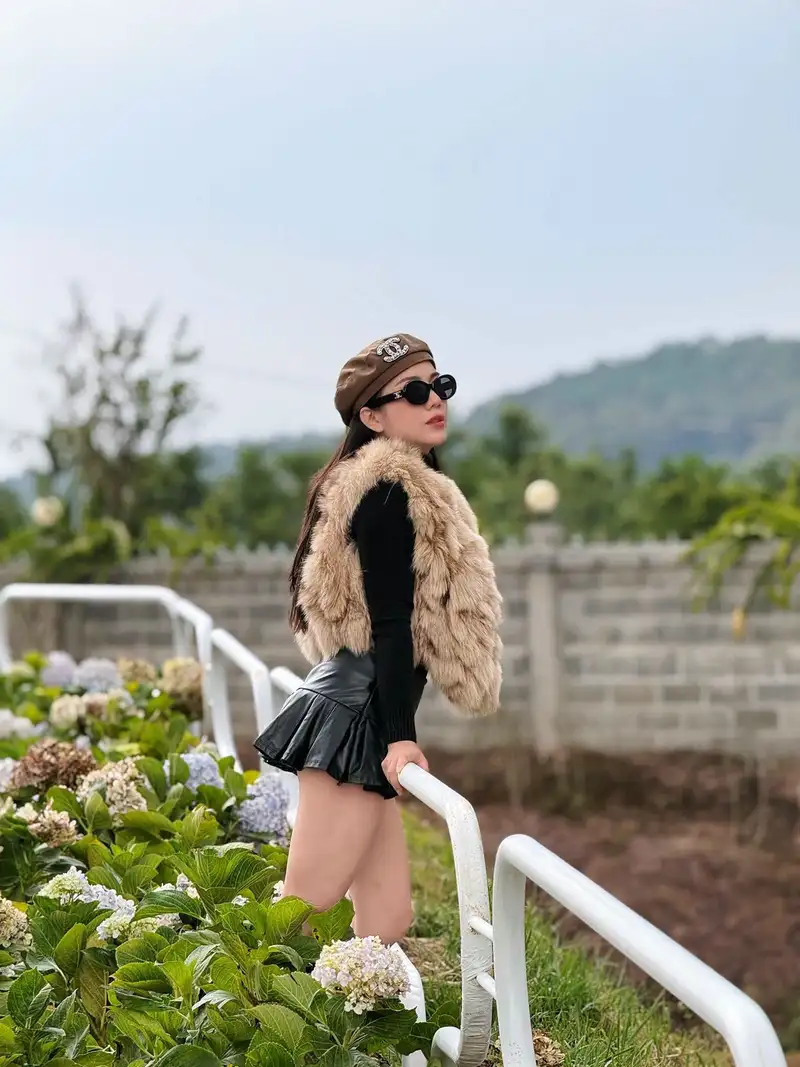 Kim Suri sexy ảnh thời trang