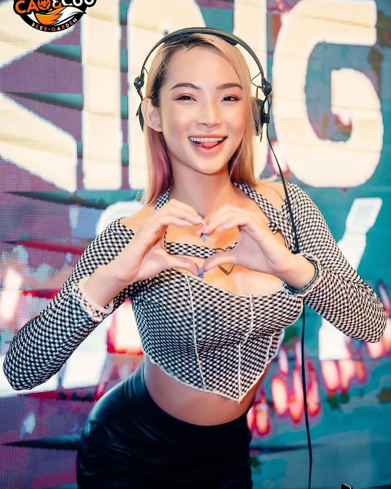 Hình ảnh DJ King Lady nóng bỏng và đầy cá tính