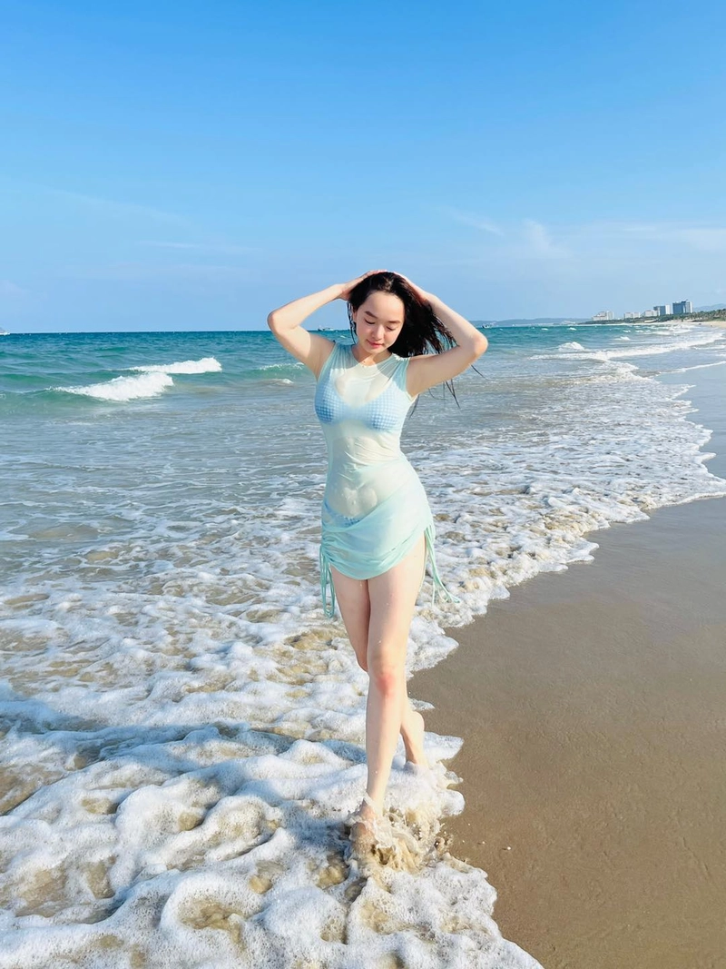 Kaity Nguyễn nude xuyên thấu