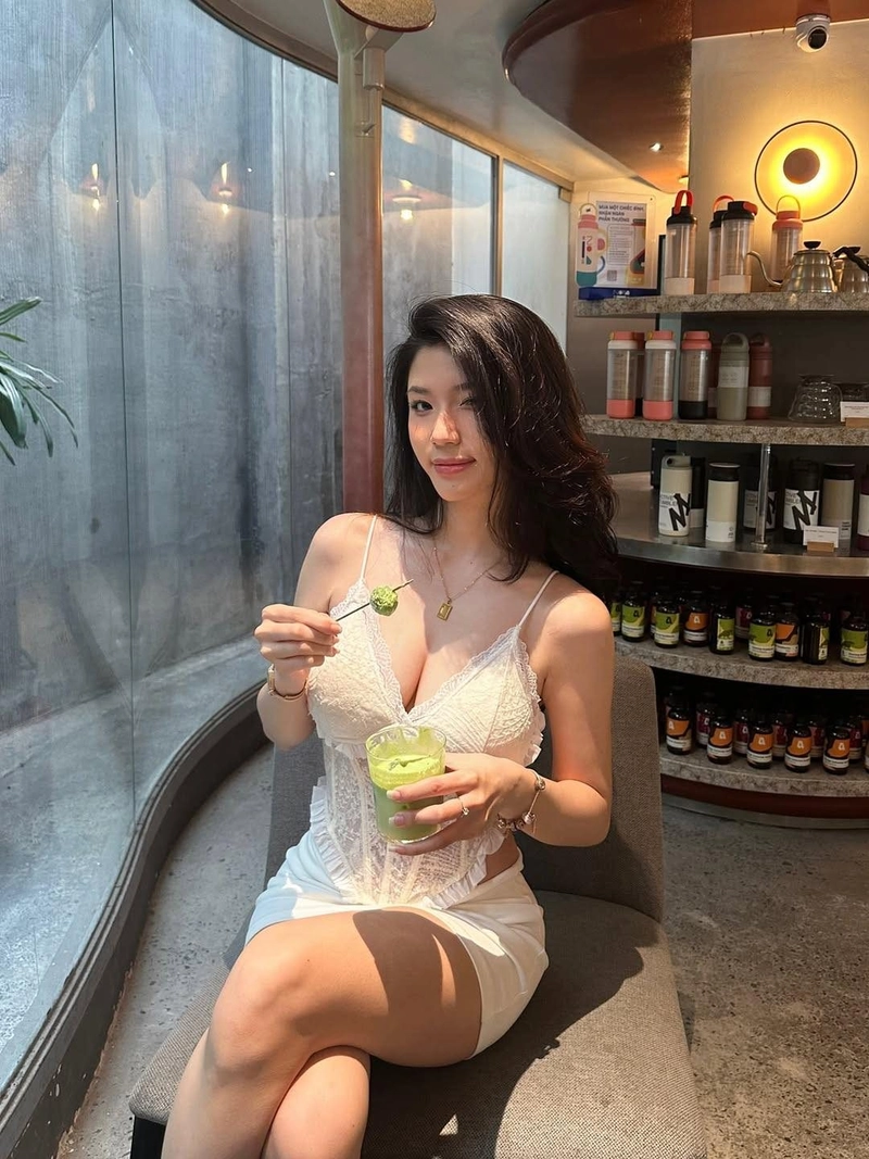 Hot girl Diệp Phương Linh 6
