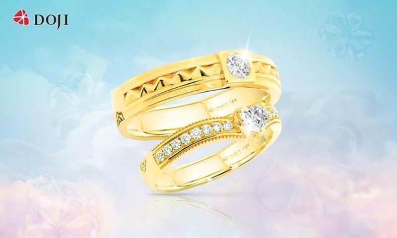 Cả 2 hãy cùng nhau chọn cặp nhẫn cưới ưng ý nhất nhé.