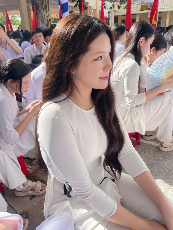 Ảnh nữ sinh áo dài sexy nóng bỏng quyến rũ