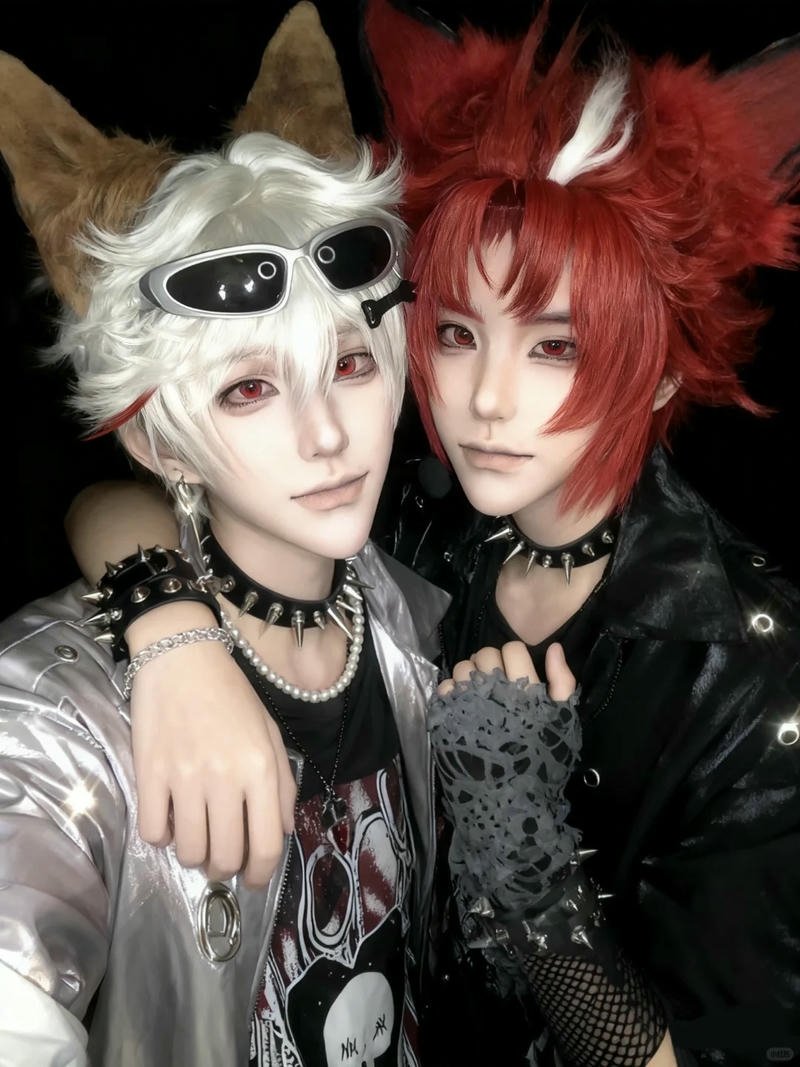 Hóa trang đam mỹ hai chàng thám tử vest trắng xanh đẹp