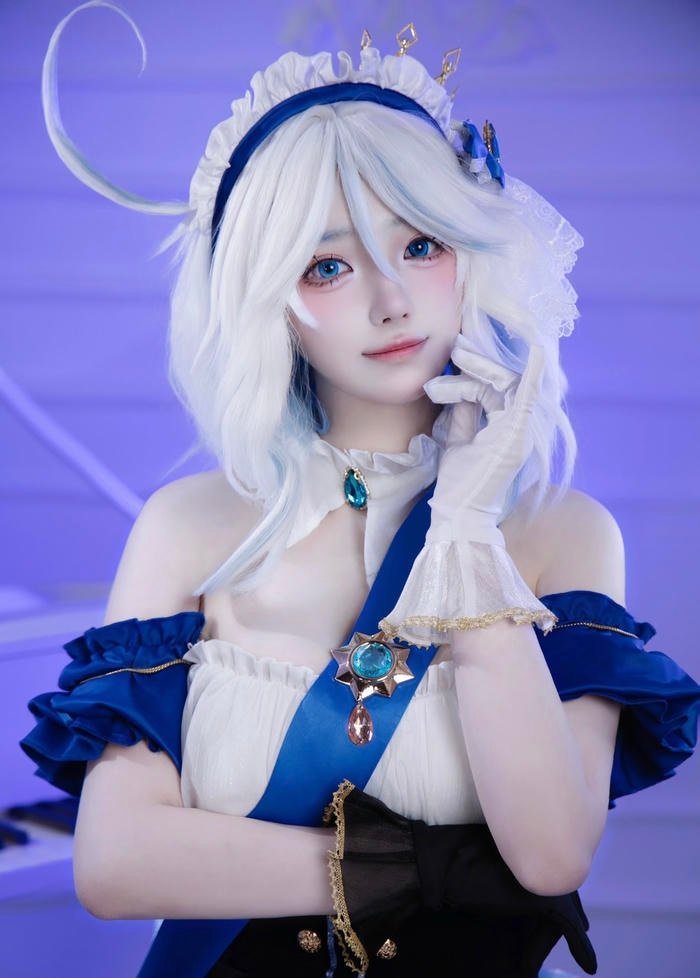 Ảnh gái xinh cosplay nhân vật anime mang diện mạo thuần khiết