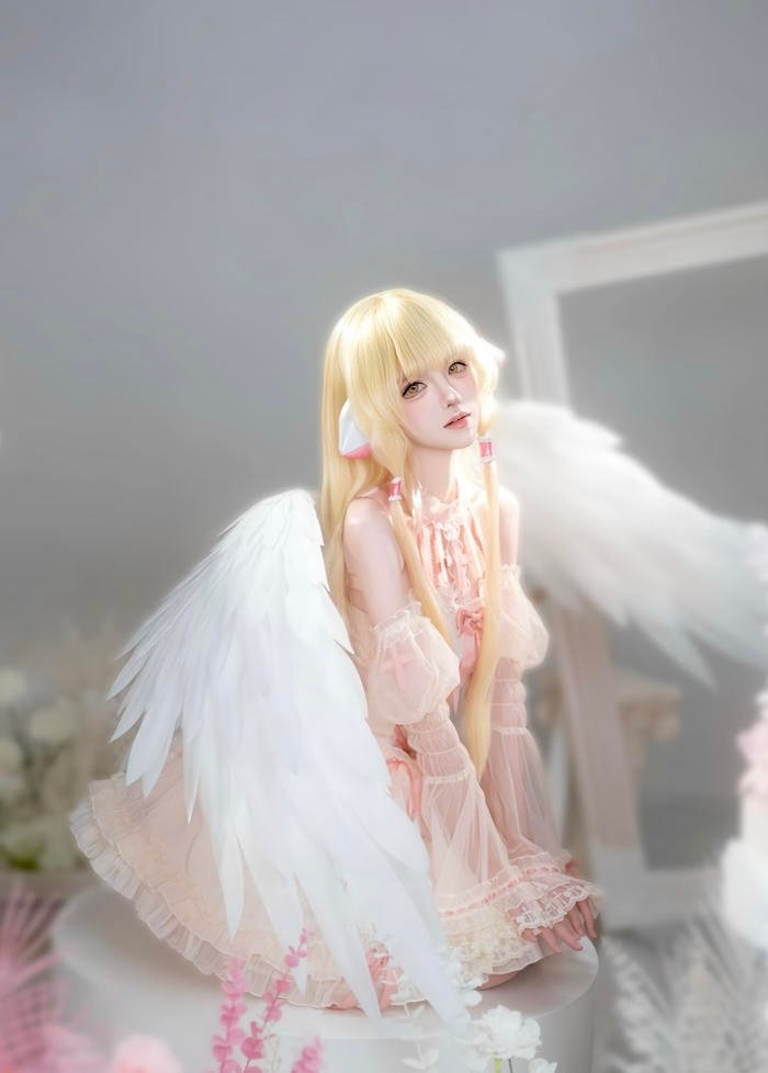 Ảnh gái xinh cosplay nhân vật anime thể hiện hình tượng nữ tính