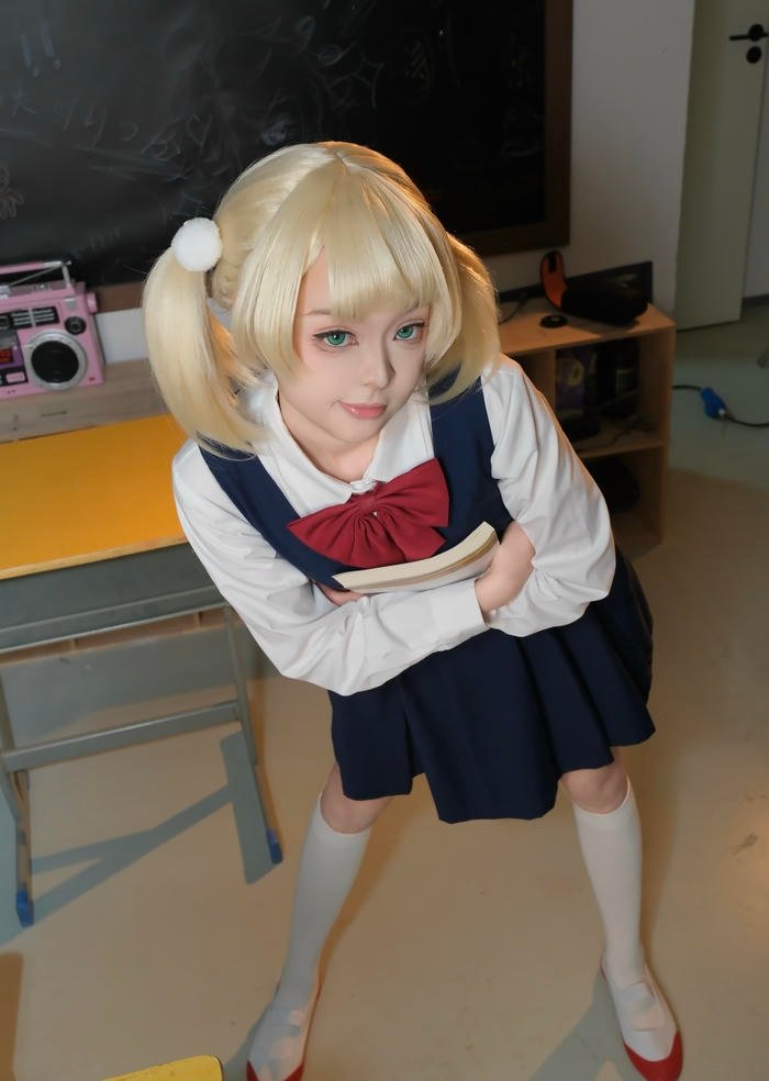 Ảnh gái xinh cosplay nhân vật anime thể hiện vẻ ngoài tinh tế