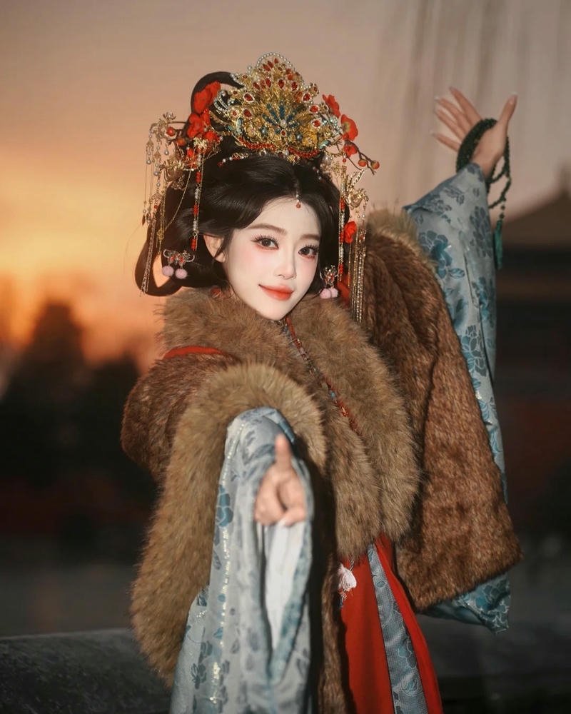 Cổ phong cosplay tạo hình truyền thống rất hài hòa