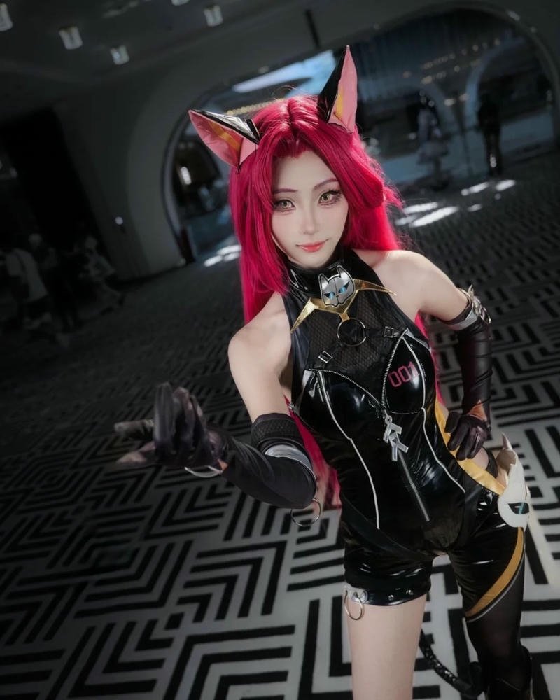 Concept mèo trong nghệ thuật cosplay hiện đại