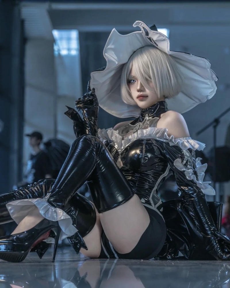 Concept phù thủy trong phong cách cosplay sáng tạo