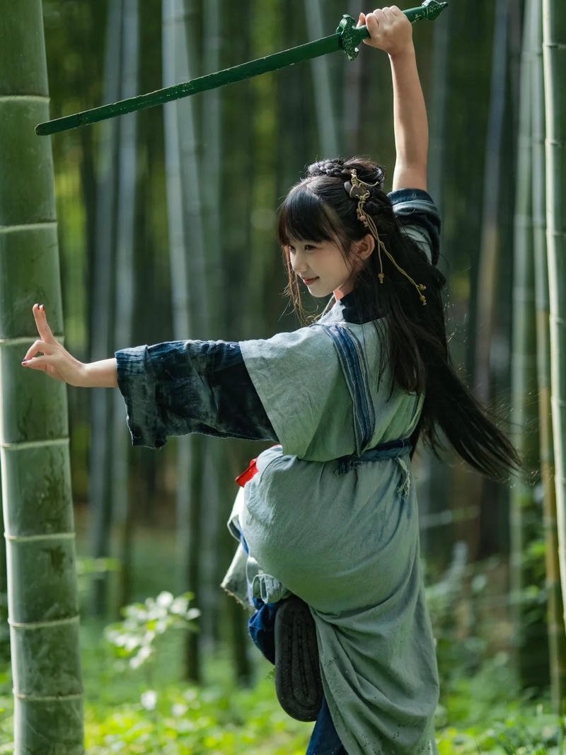 Cosplay cổ trang phục dựng chỉn chu rất đẹp mắt