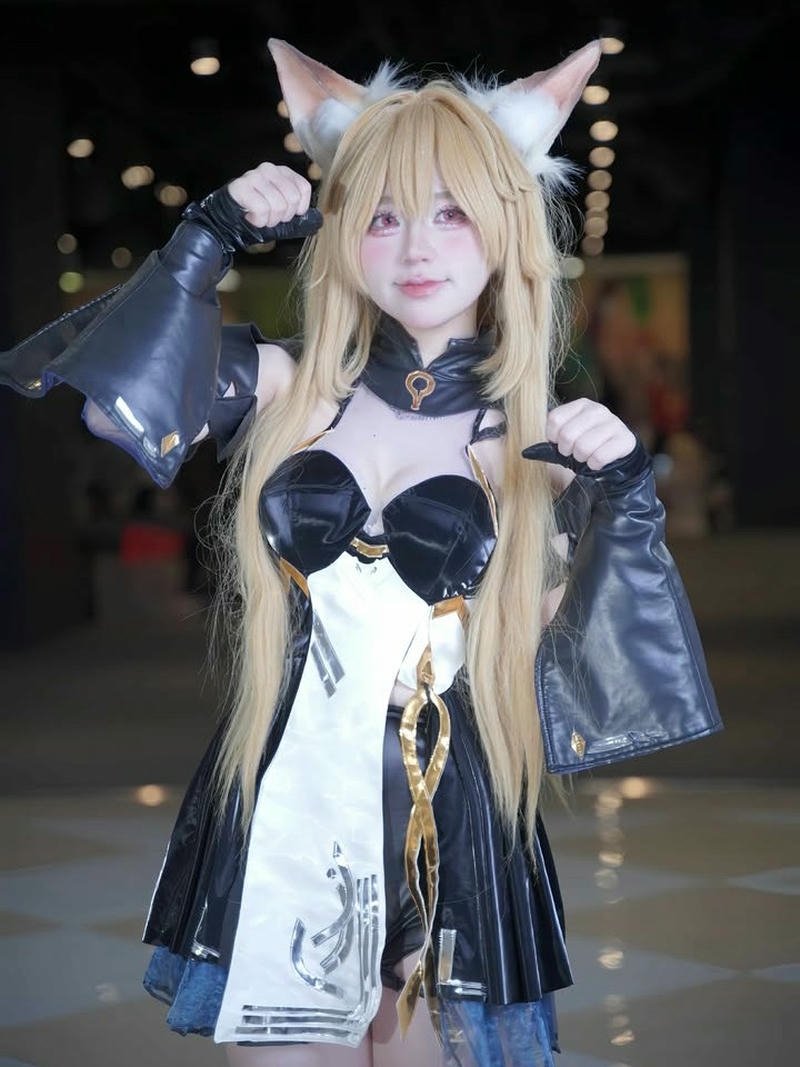 Cosplay liên quân phong vị chiến đấu giàu năng lượng
