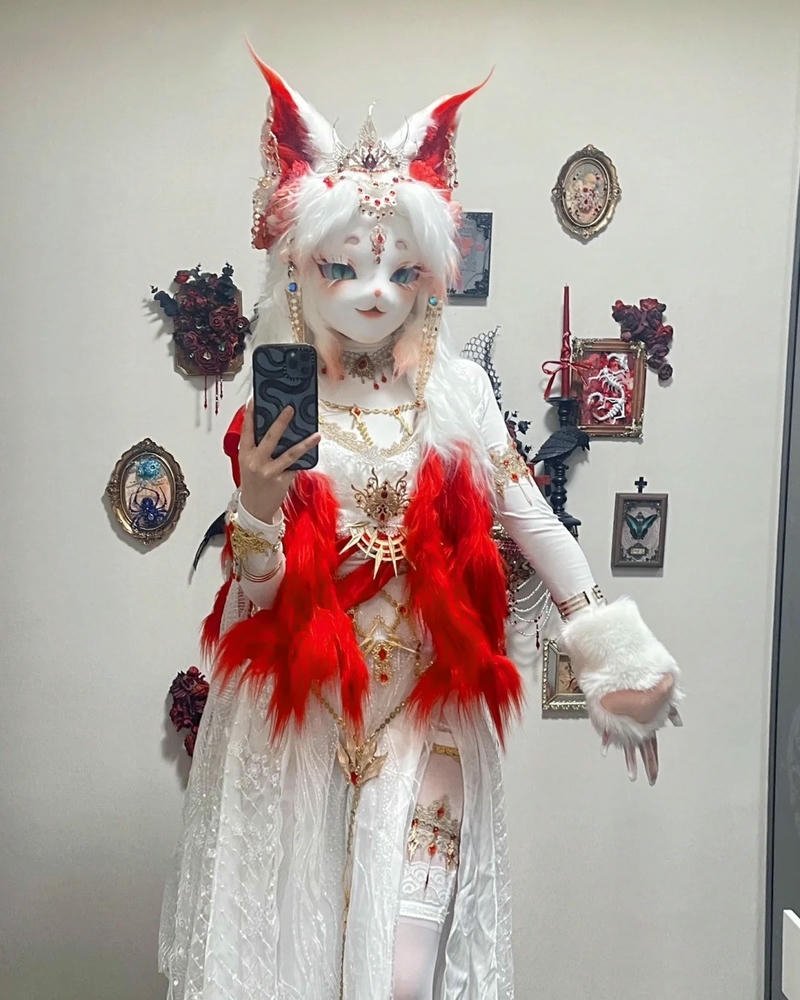 Cosplay mèo phụ kiện dễ thương phối hợp đẹp