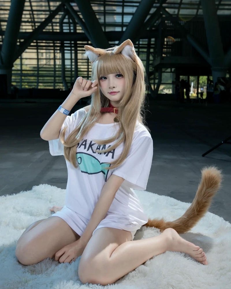 Cosplay mèo tạo điểm nhấn thị giác nổi bật