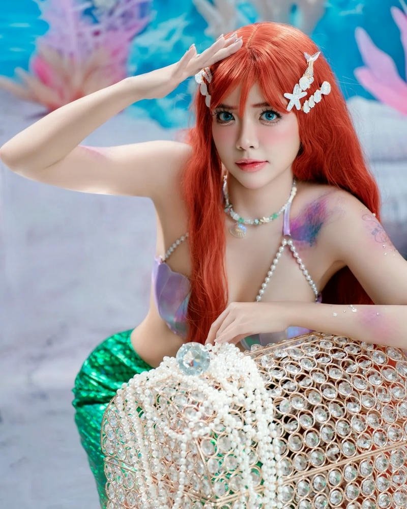 Cosplay nàng tiên cá phong vị cổ tích mộng mơ