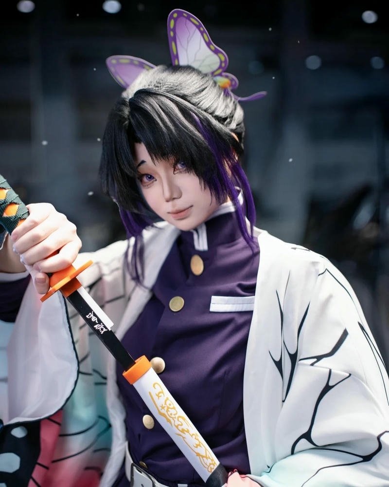 Cosplay shinobu nét đẹp nhẹ nhàng nhưng sắc sảo