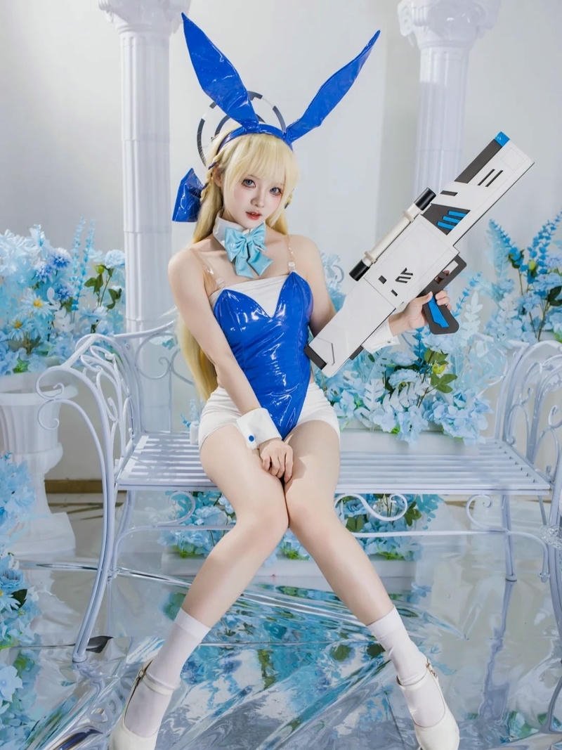 Cosplay thỏ phong thái tự nhiên rất thu hút người
