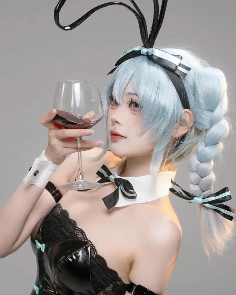 Cosplay thỏ tạo cảm giác thân thiện và đáng yêu