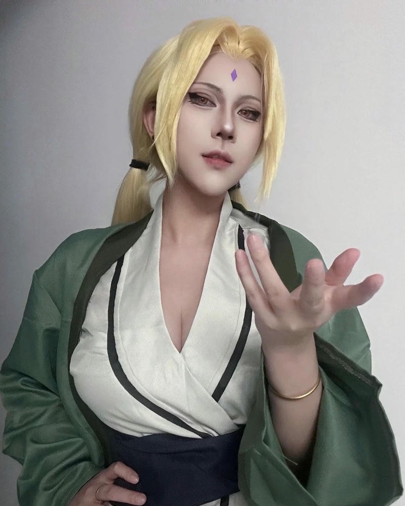 Cosplay tsunade phong cách mạnh mẽ thần thái cuốn hút