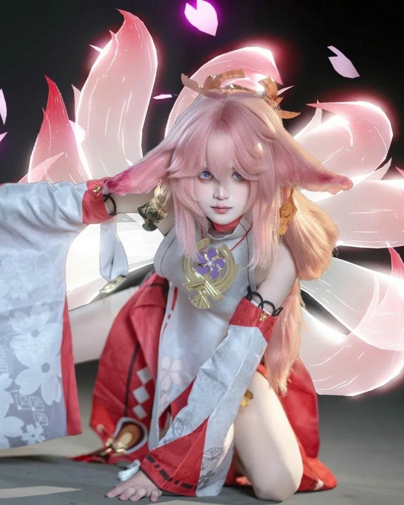 Cosplay yae miko hình ảnh nữ thần fox cuốn hút
