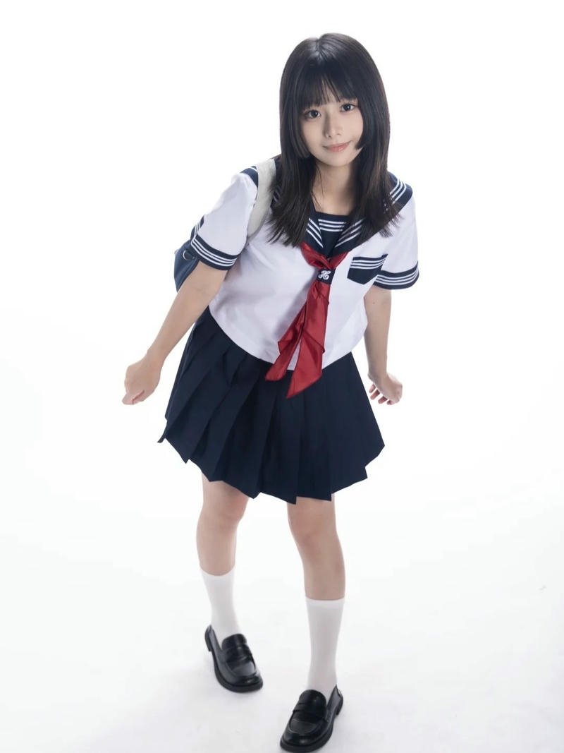 Hình ảnh cosplay chủ đề học sinh rất dễ thương