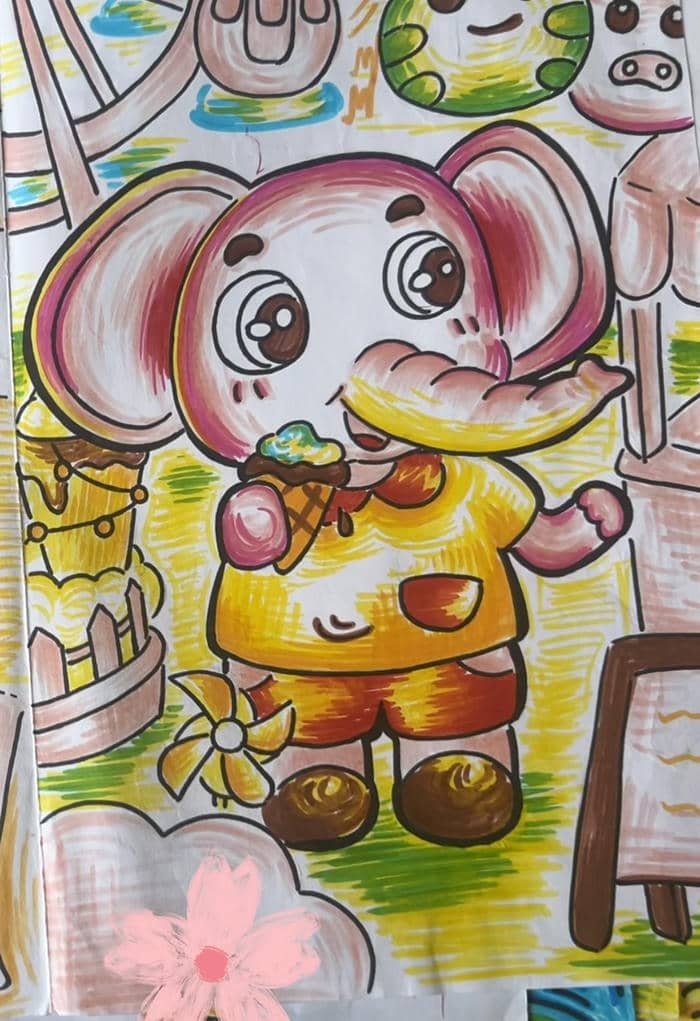 Hình ảnh vẽ con voi đang ăn kem