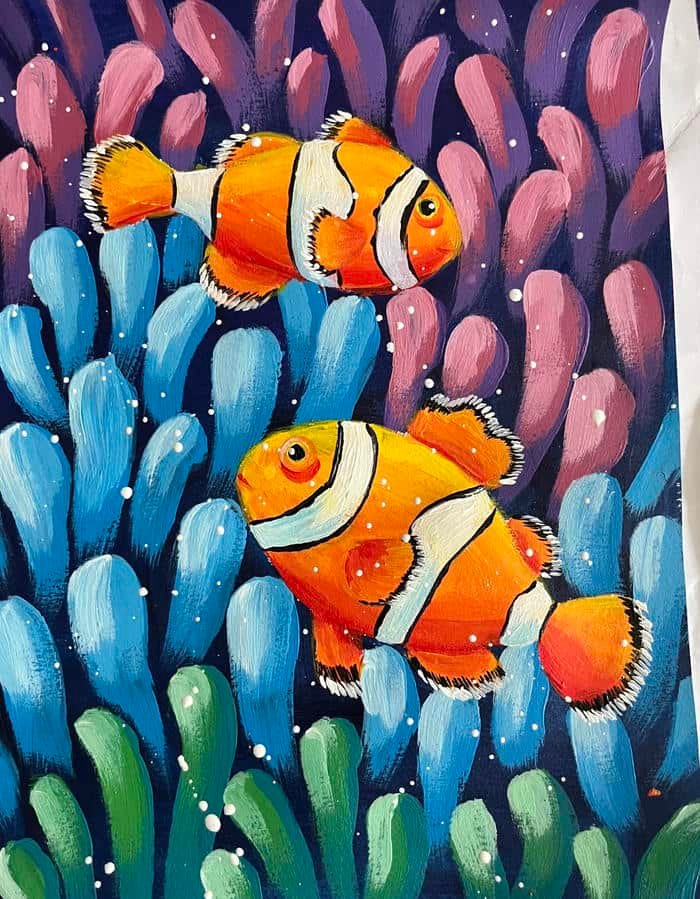 Hình tranh vẽ con cá thể hiện nét vẽ linh hoạt