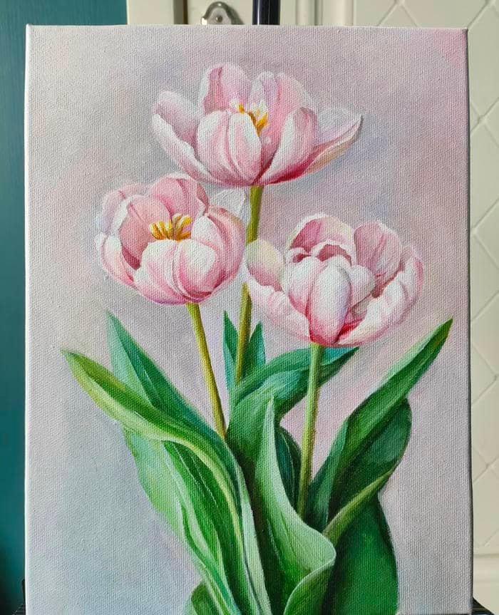 Hình tranh vẽ hoa tulip với gam màu nhẹ nhàng thanh lịch