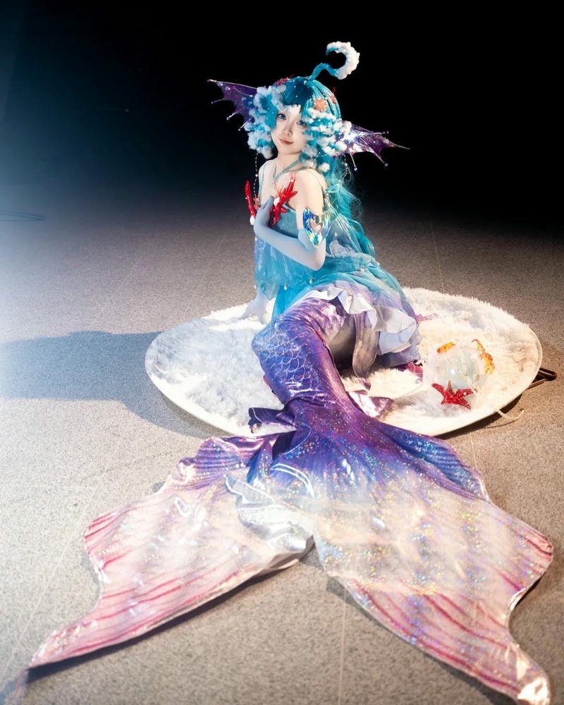 Hóa trang thành nàng tiên cá bằng cosplay ấn tượng