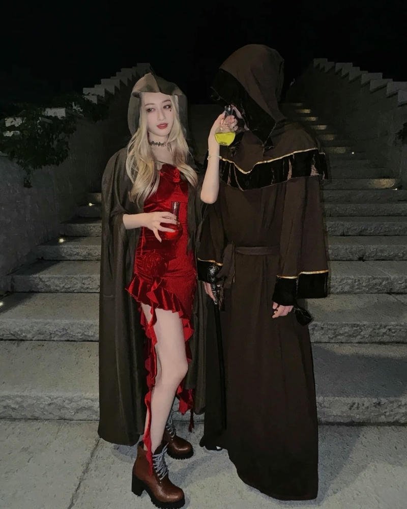 Hóa trang thành phù thủy bằng phong cách cosplay