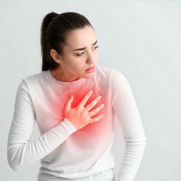 Khoảnh khắc đau tim chuyển thành meme hài hước luôn