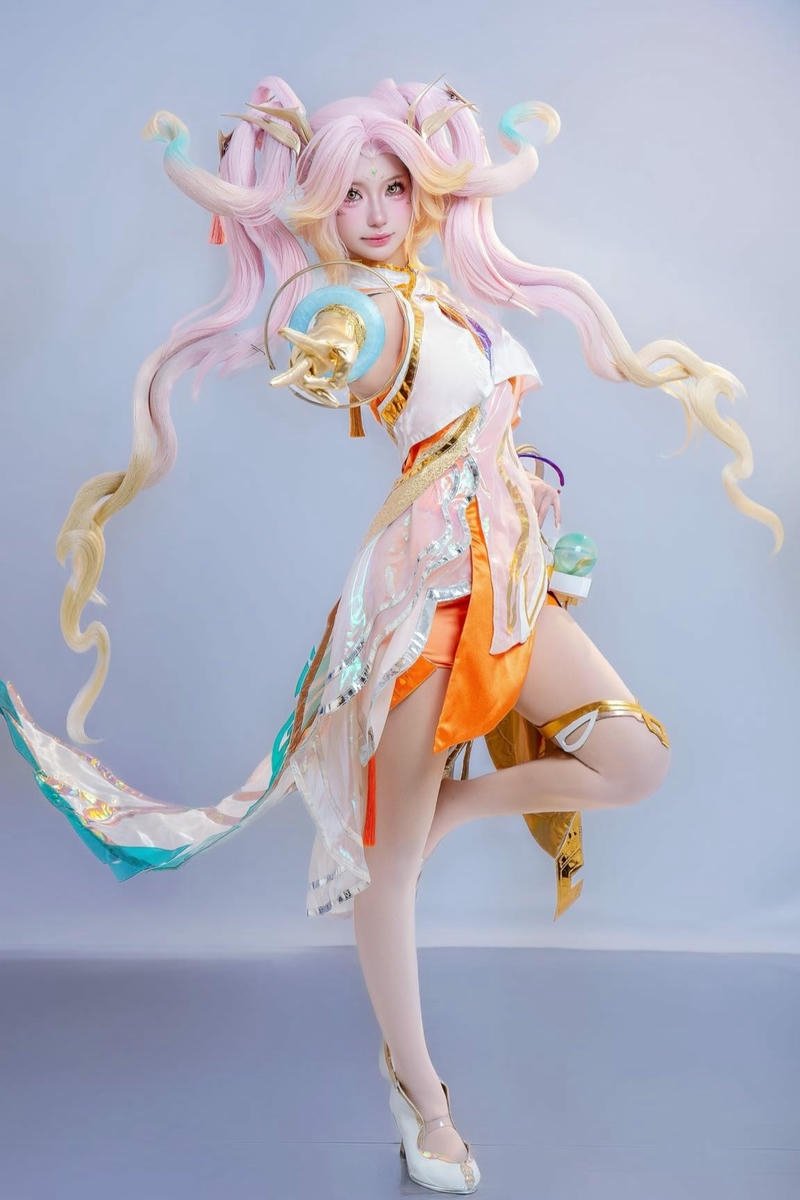 Liên quân phiên bản cosplay nhìn rất sinh động