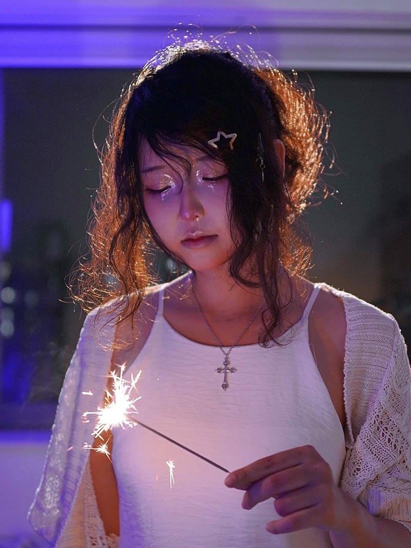 Mai Phương cosplay phụ kiện nhân vật chuẩn chỉnh đẹp