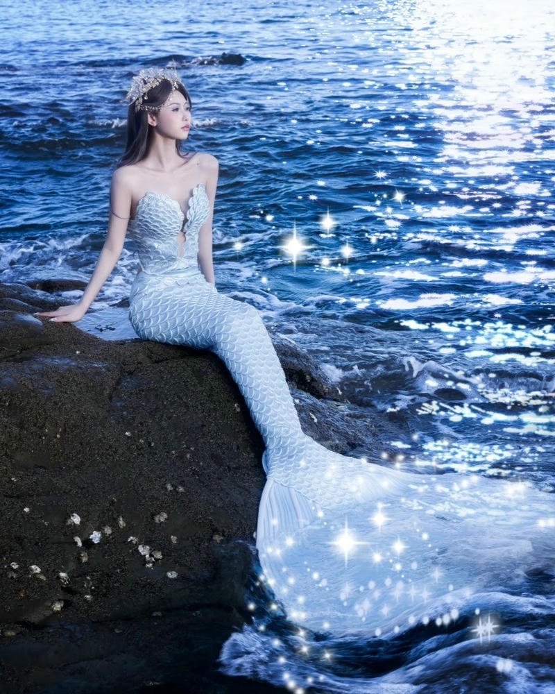 Nàng tiên cá được thể hiện bằng cosplay nghệ thuật