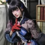 Nguyễn Thị Hà Vi cosplay biểu cảm mặt sinh động