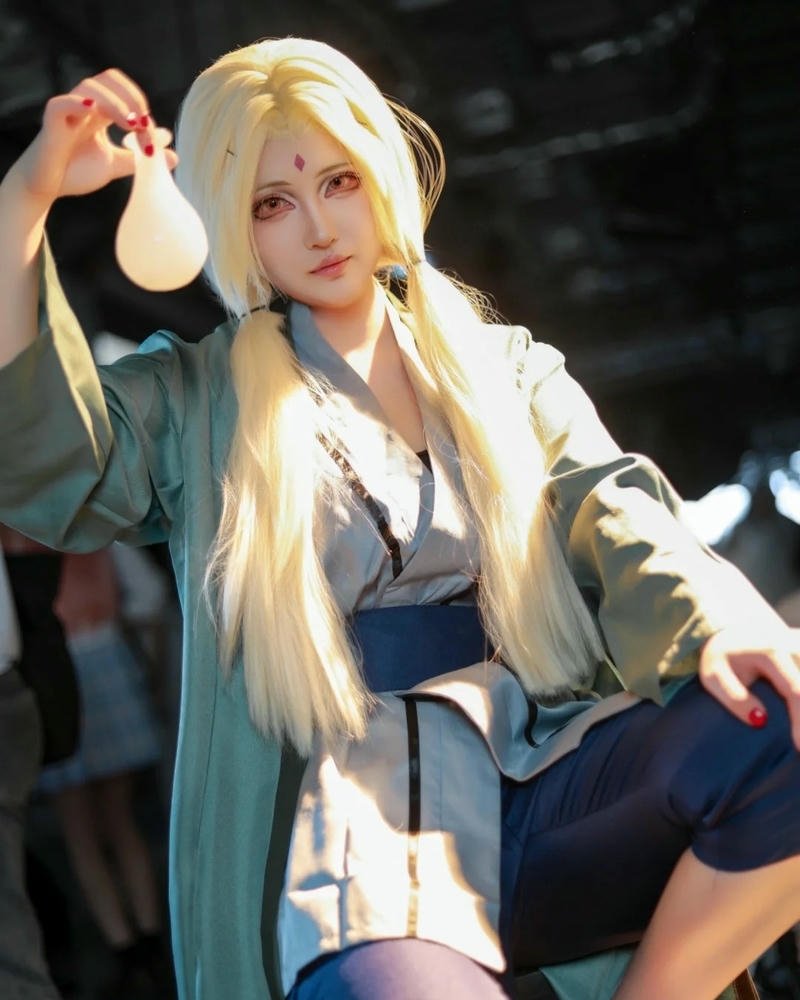 Nữ ninja tsunade xuất hiện với thần thái mạnh mẽ