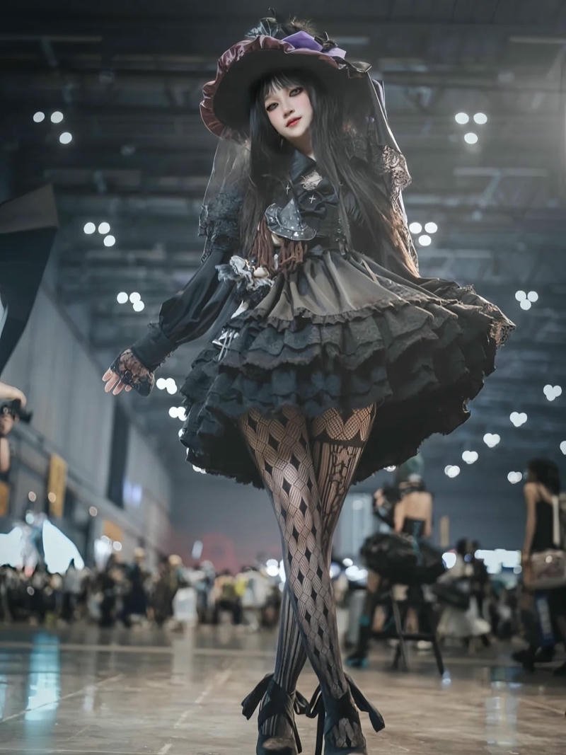 Phong cách cosplay chủ đề phù thủy rất độc đáo